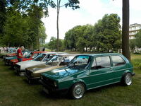 Oldtimer im Park 024